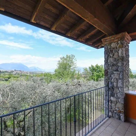 Farm stay I Sentieri Del Vino - Lucone Polpenazze del Garda